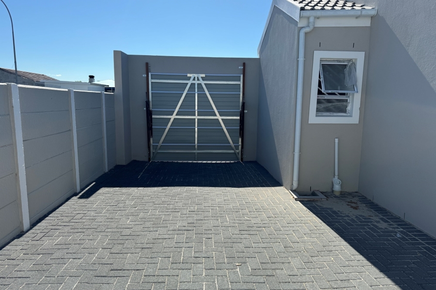 3 Bedroom Property for Sale in Malibu Village Western Cape